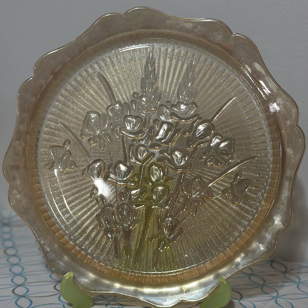 Vintage Jeanette marigold iris carnival Glass Plate